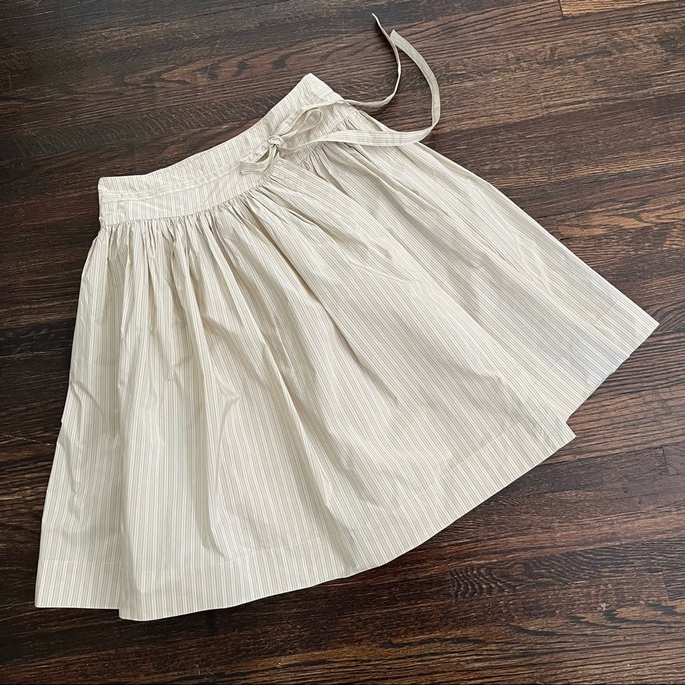 Pauw size 1 wrap skirt. Good condition. Premium polyester taffeta.